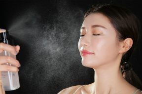 Nước xịt khoáng có công dụng thế nào đối với làn da?