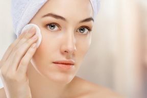 Những sản phẩm chăm sóc da trong mùa hè không thể thiếu