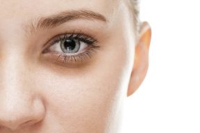QUẦNG THÂM, BỌNG MẮT TIẾT LỘ NHIỀU VẤN ĐỀ VỀ SỨC KHOẺ MÀ BẠN KHÔNG NÊN CHỦ QUAN