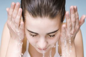 Cách chọn mỹ phẩm phù hợp với da