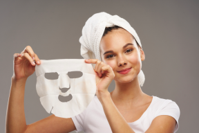 CÁC BƯỚC ĐẮP MẶT NẠ GIẤY ĐÚNG CÁCH, MANG LẠI HIỆU QUẢ LÀM ĐẸP THẦN TỐC