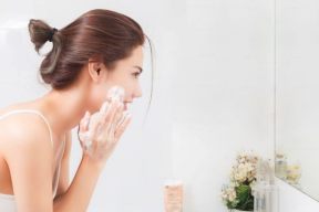 Các bước skincare ban đêm, ban ngày cơ bản nhất cho mùa hè