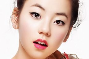 Làm thế nào để kẻ mắt cho mắt hết xếch?