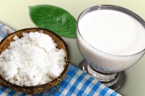 3 CÔNG THỨC MẶT NẠ SỮA DỪA CHO TÓC KHÔ BẠN CÓ THỂ TỰ LÀM TẠI NHÀ