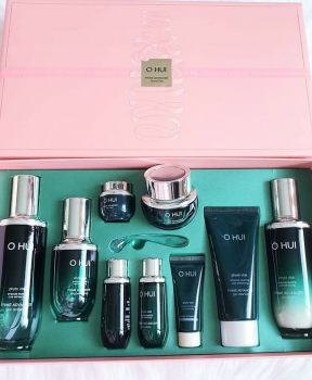 Bộ Ohui Extreme White Special Set 5pcs Nước Hoa Hồng, Sữa Dưỡng Trắng Da Giảm Mờ Thâm Nám
