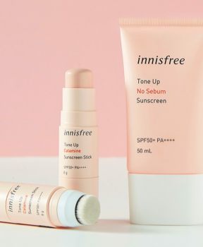 Kem Chống Nắng Kiềm Dầu Và Nâng Tông Da Innisfree Tone Up No Sebum Sunscreen SPF 50+ PA+++