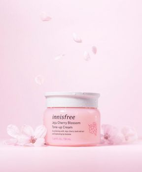 Kem Dưỡng Trắng Da Innisfree Jeju Cherry Blossom Tone Up