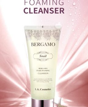Sữa Rửa Mặt BERGAMO Tinh Chất Ốc Sên 150ml Snail Foaming Cleanser