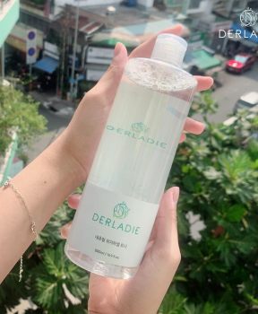 Toner Derladie Cây Phỉ Ngừa Mụn, Làm Sạch Da 500ml Natural Witch Hazel Toner