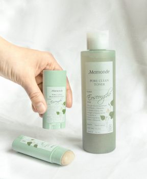 Thanh Sáp Mamonde Sạch Mụn Đầu Đen, Thu Nhỏ Lỗ Chân Lông 18g