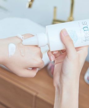 Gel Rửa Mặt Freeplus Làm Sạch Dịu Nhẹ Cho Da Dầu 100ml