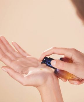 Tinh Chất Dưỡng Mắt L'Occitane Tươi Trẻ Da Ban Đêm 15ml