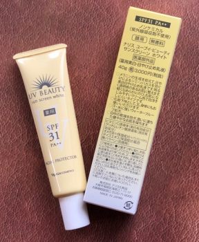 Sữa Chống Nắng Naris Dưỡng Ẩm & Làm Sáng Da SPF31 40g