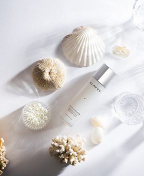 Nước Cân Bằng Làm Sáng Da KLAVUU WHITE PEARLSATION REVITALIZING PEARL TREATMENT TONER 140ml