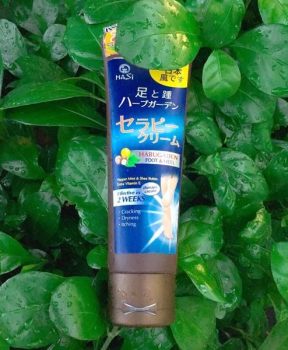 Kem dưỡng da chân và giảm thô ráp gót chân Hasi Habugaden 80g